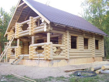 Срубы из оцилиндрованного бревна